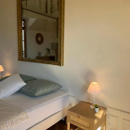 La Commanderie Des Templiers Amillis